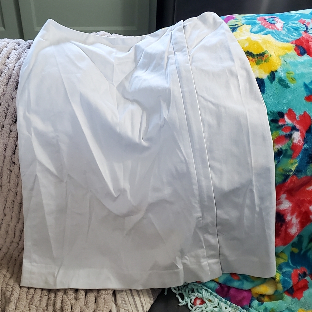The Limited White Pencil Skirt
